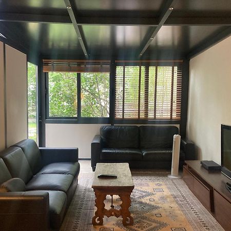 Artist Trip Apartment Paris Bagian luar foto
