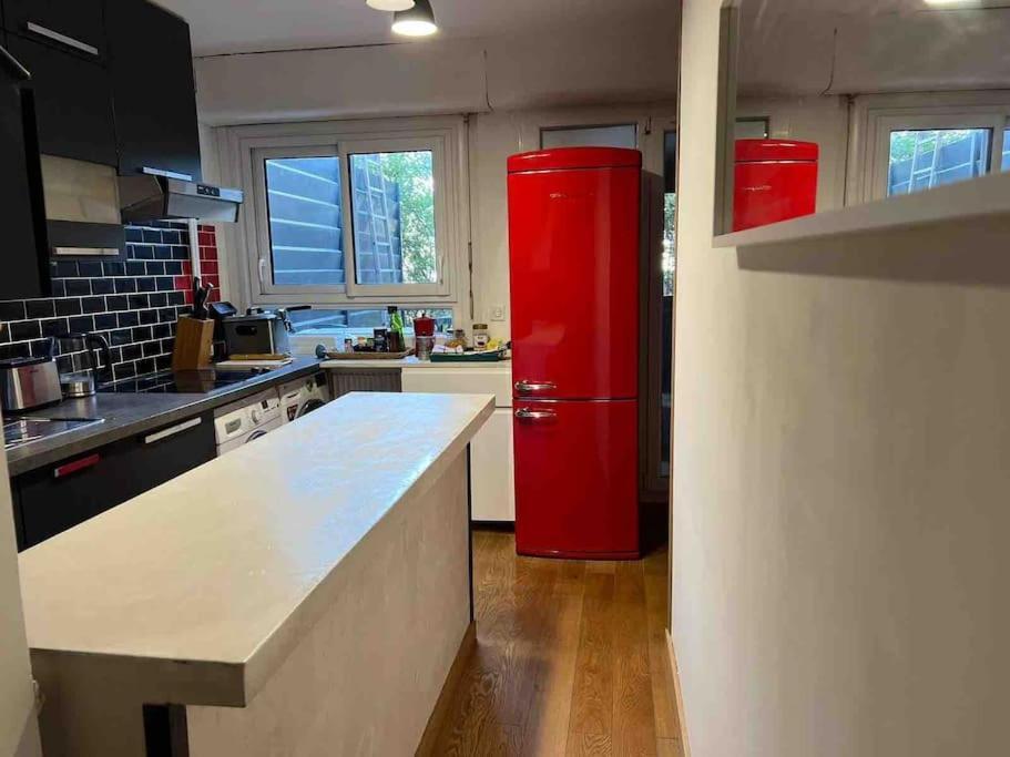 Artist Trip Apartment Paris Bagian luar foto